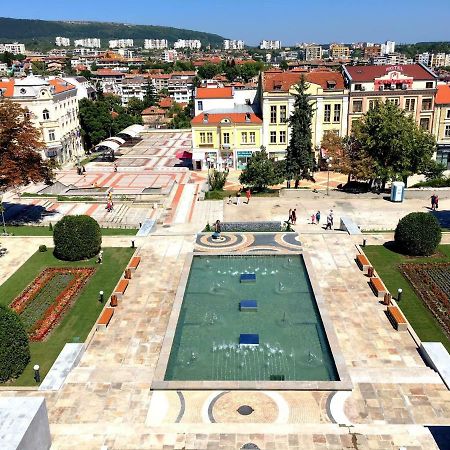 Family Hotel Central Shumen Exterior photo